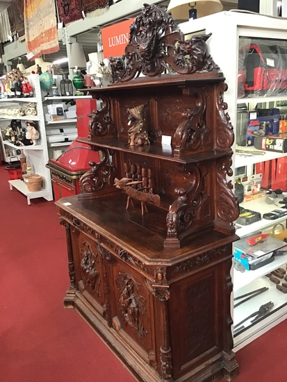 BUFFET DE CHASSE CHENE STYLE RENAISSANCE 2P + 2T 155 X 60 X H 238 CM