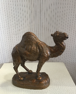 DROMADAIRE BRONZE DORE HAUTEUR 