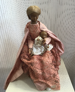 MADONNE A L ENFANT CIRE ROBE ROSE 
