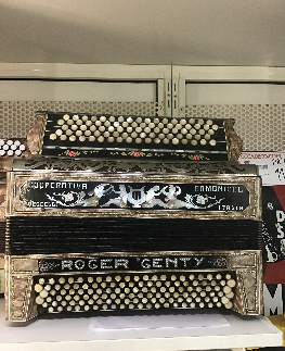 ACCORDEON ROGER GENTY
