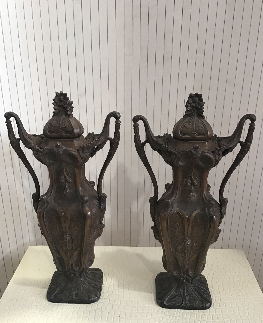 PAIRE DE URNE EN REGULE ART NOUVEAU 2 ANSE H 31 CM