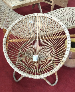 FAUTEUIL VINTAGE ROTIN TRIPODE
