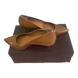 LARIO paire de chaussure talon pointure 37