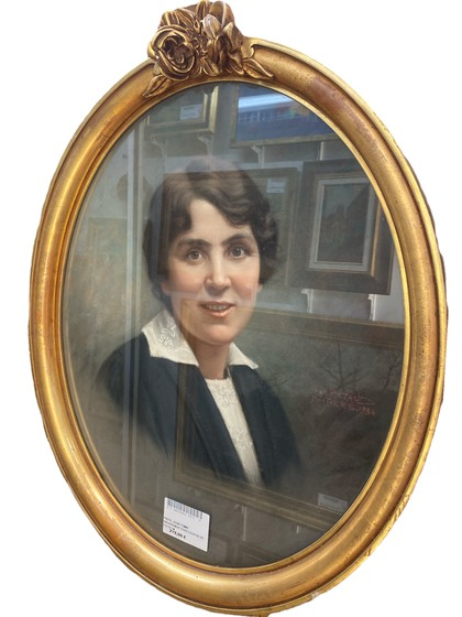 BEZAUD RENE  POITIER 1934 pastel jeune femme cadre dor fleur 72 x 56 cm