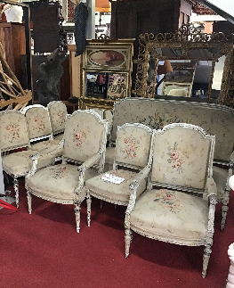 SALON LAQUE GRIS ST LXVI  BANQUETTE + 2 FAUTEUILS + 4 CHAISES