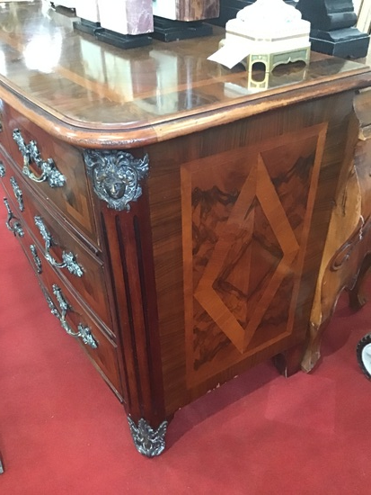 COMMODE ST LXIV MARQUETERIE MOUCHETE 60/130CM H87CM