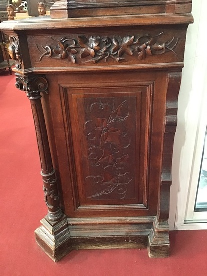 BUFFET DE CHASSE CHENE STYLE RENAISSANCE 2P + 2T 155 X 60 X H 238 CM