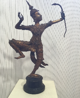 PRINCE RAMA INDONESIE GRANDE STATUE BRONZE DORE SOCLE BOIS NOIR H80CM 