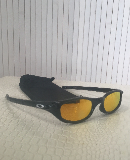 OAKLEY paire de lunette vi,tage housse noir 