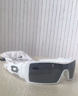 OAKLEY paire de lunette soleil vintage housse blc 